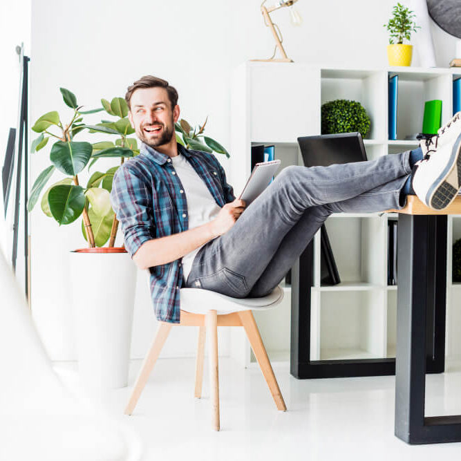 12 Exceptional Gifts for Man Caves: Enhancing His Sanctuary