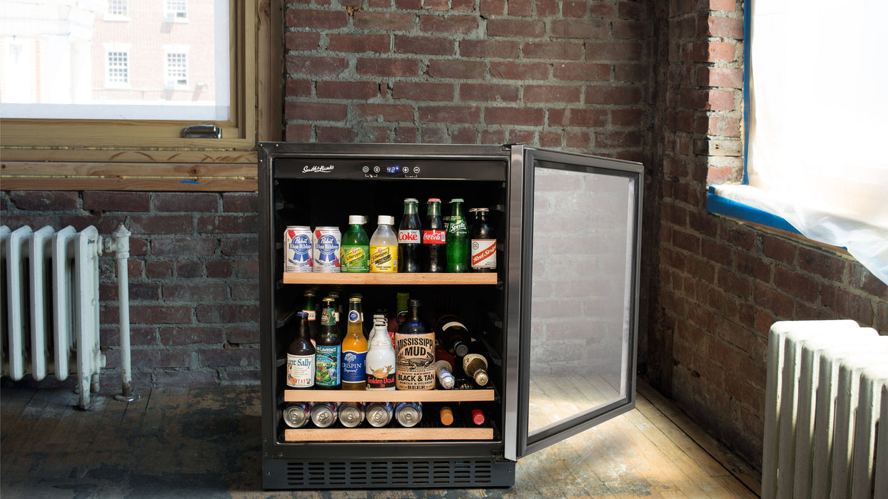 Smith & Hanks BEV145SRE 178 Can Beverage Cooler Smith & Hanks