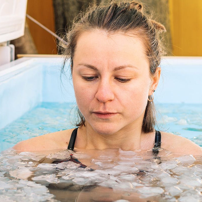 Cold Therapy for Weight Loss: Do Ice Baths Burn Fats