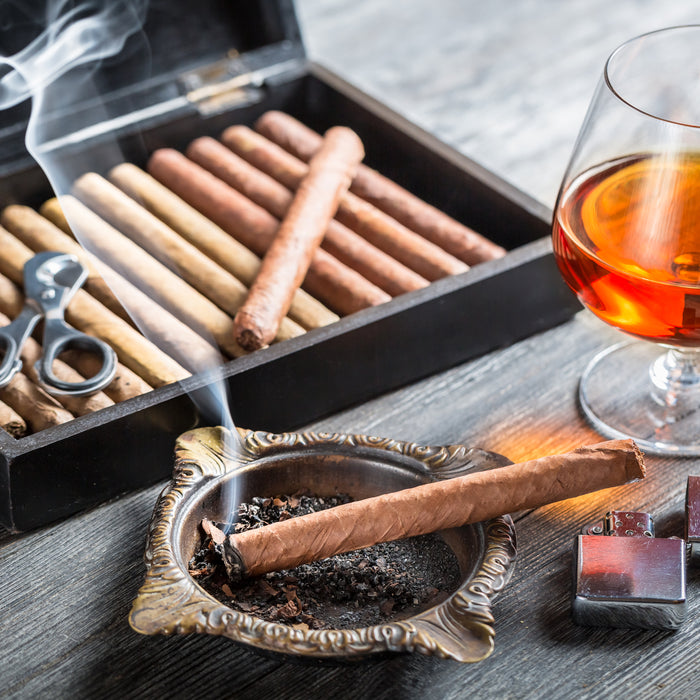 How to Choose a Cigar Humidor